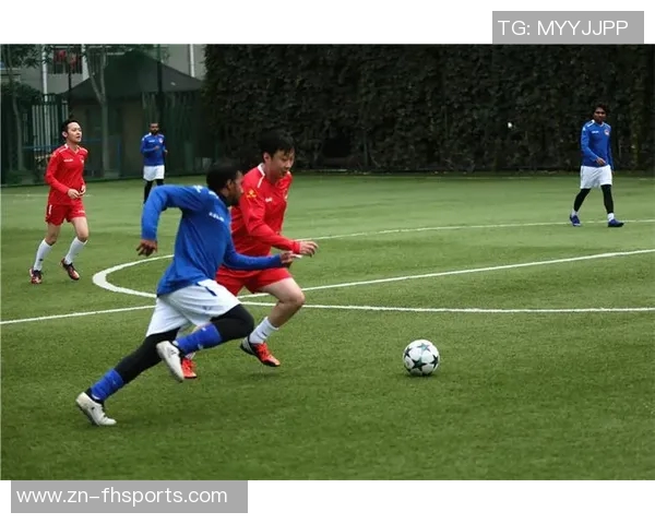 中伊足球交流新篇章推动两国体育合作与友谊发展